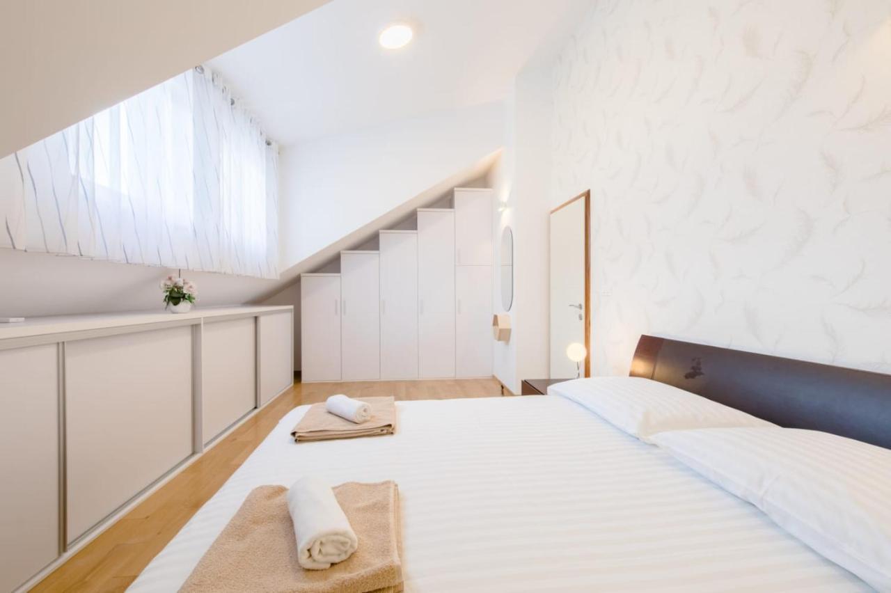 Apartmani Krilo Podstrana Exterior foto